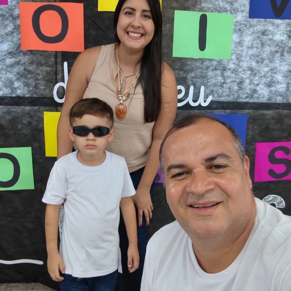 Eduarda Sonegheti e Rodrigo Trindade – pais de Breno (Maternal II) – CEAE Barra